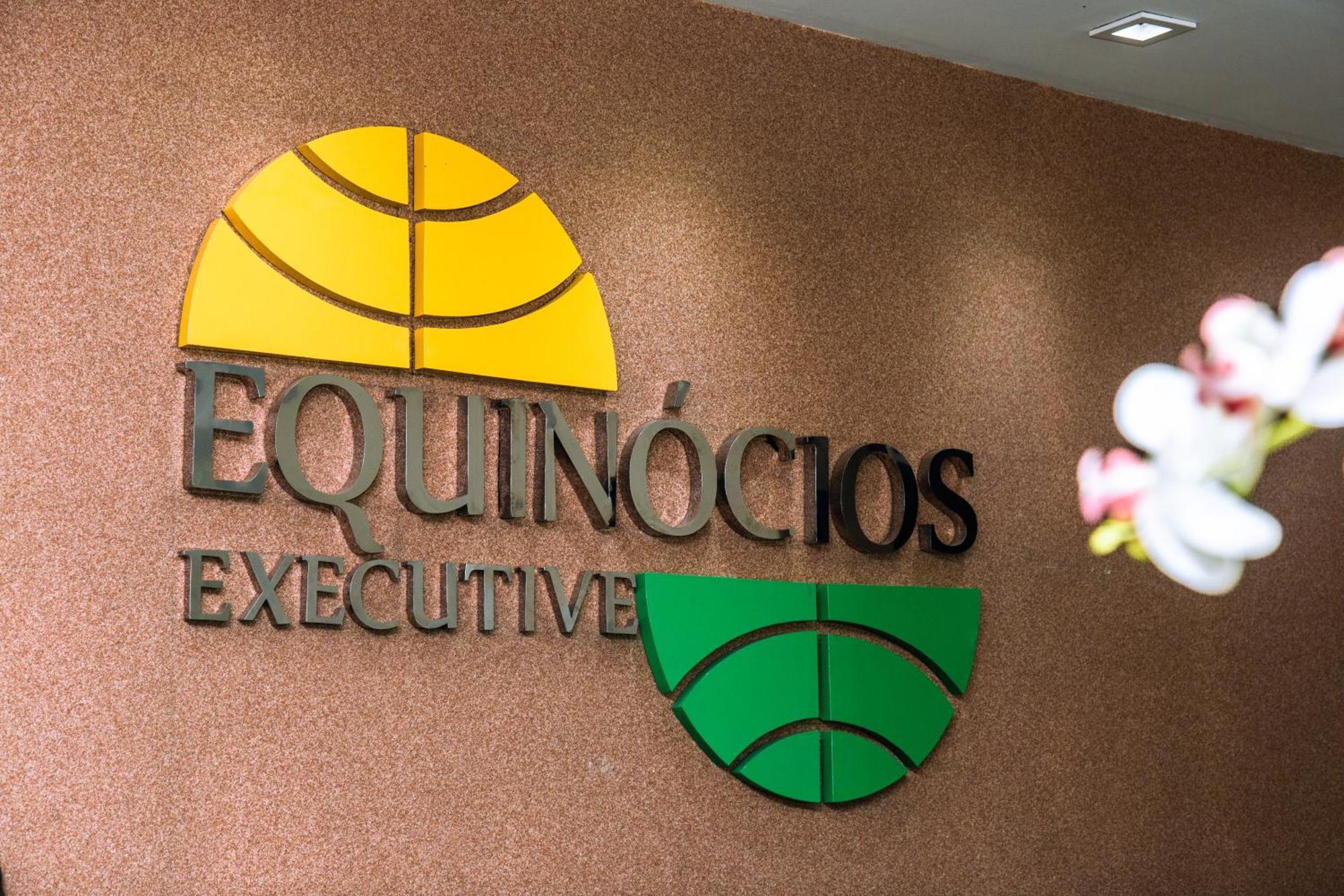 Hotel Equinocios Executive باركارينا المظهر الخارجي الصورة