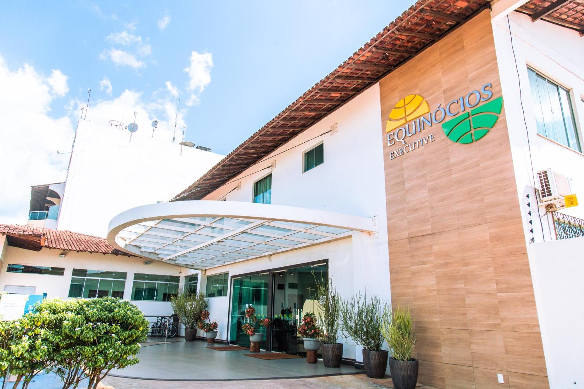 Hotel Equinocios Executive باركارينا المظهر الخارجي الصورة