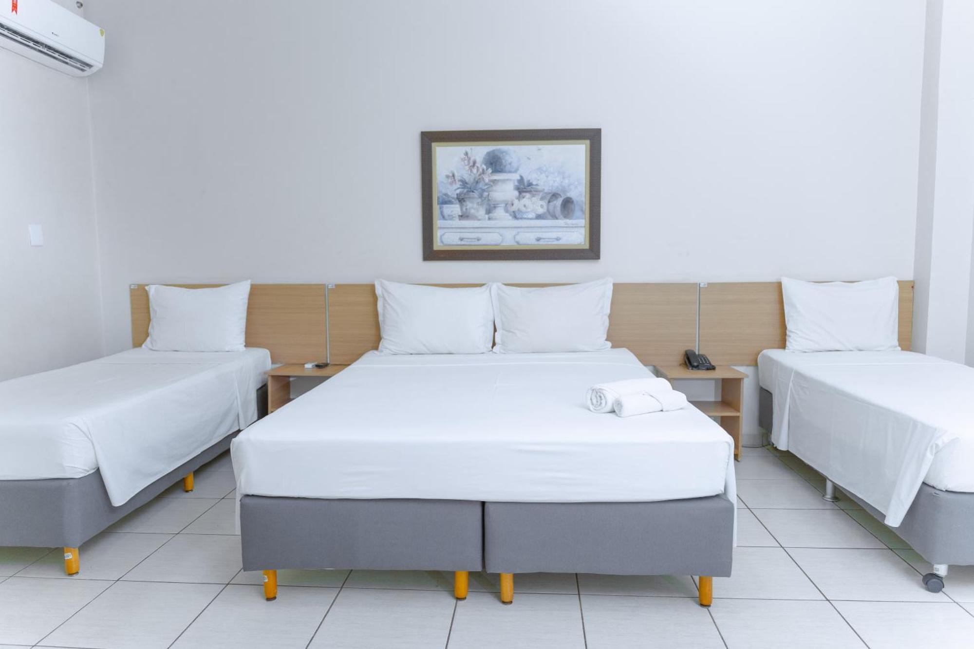 Hotel Equinocios Executive باركارينا المظهر الخارجي الصورة