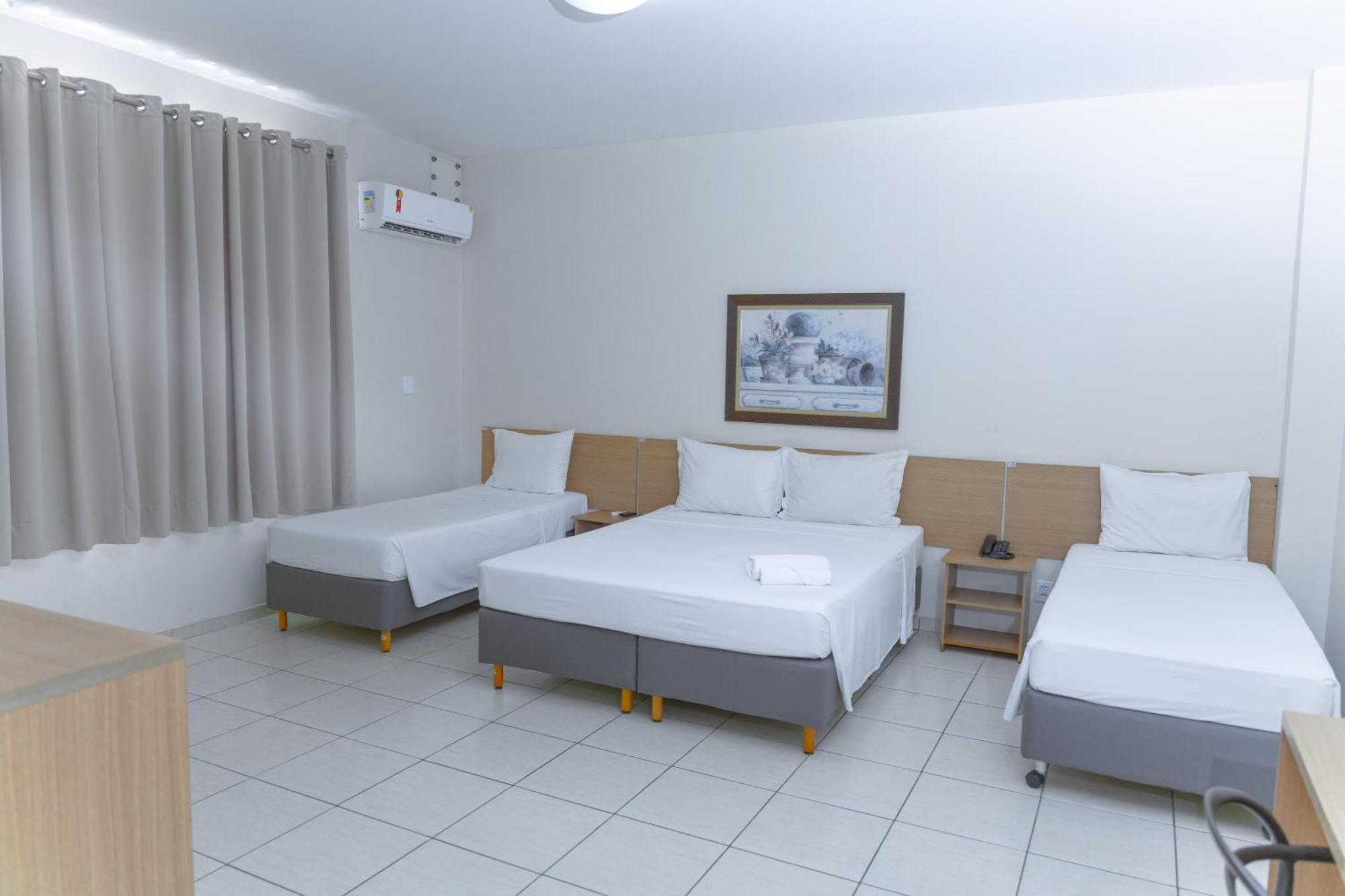 Hotel Equinocios Executive باركارينا المظهر الخارجي الصورة