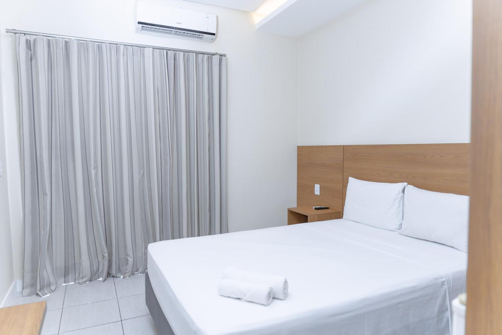 Hotel Equinocios Executive باركارينا المظهر الخارجي الصورة